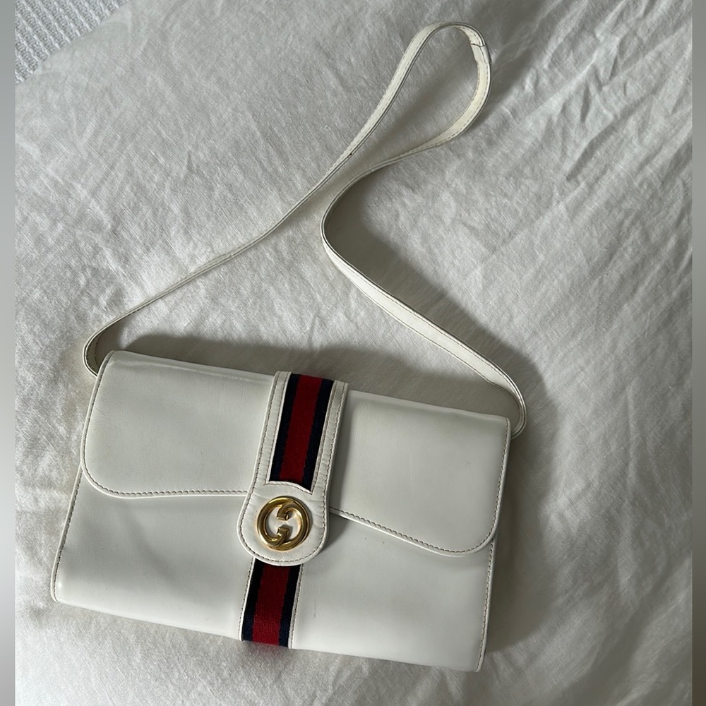 Gucci 1970s vintage white leather clutch